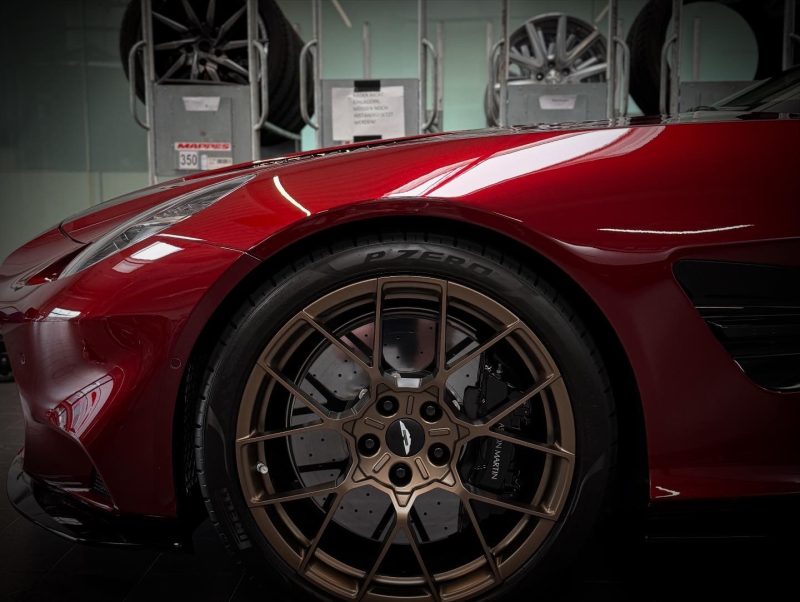 Aston Martin Vanquish Lackschutzfolie – Bild 2